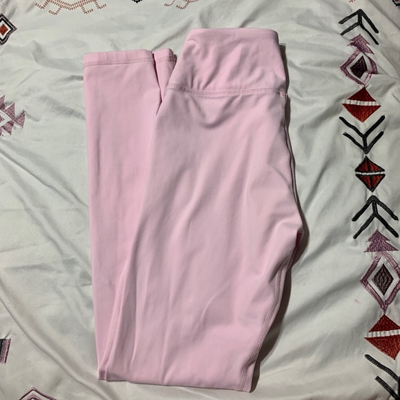 Gymshark leggings!! Pink & size small!! - Picture 4 of 4